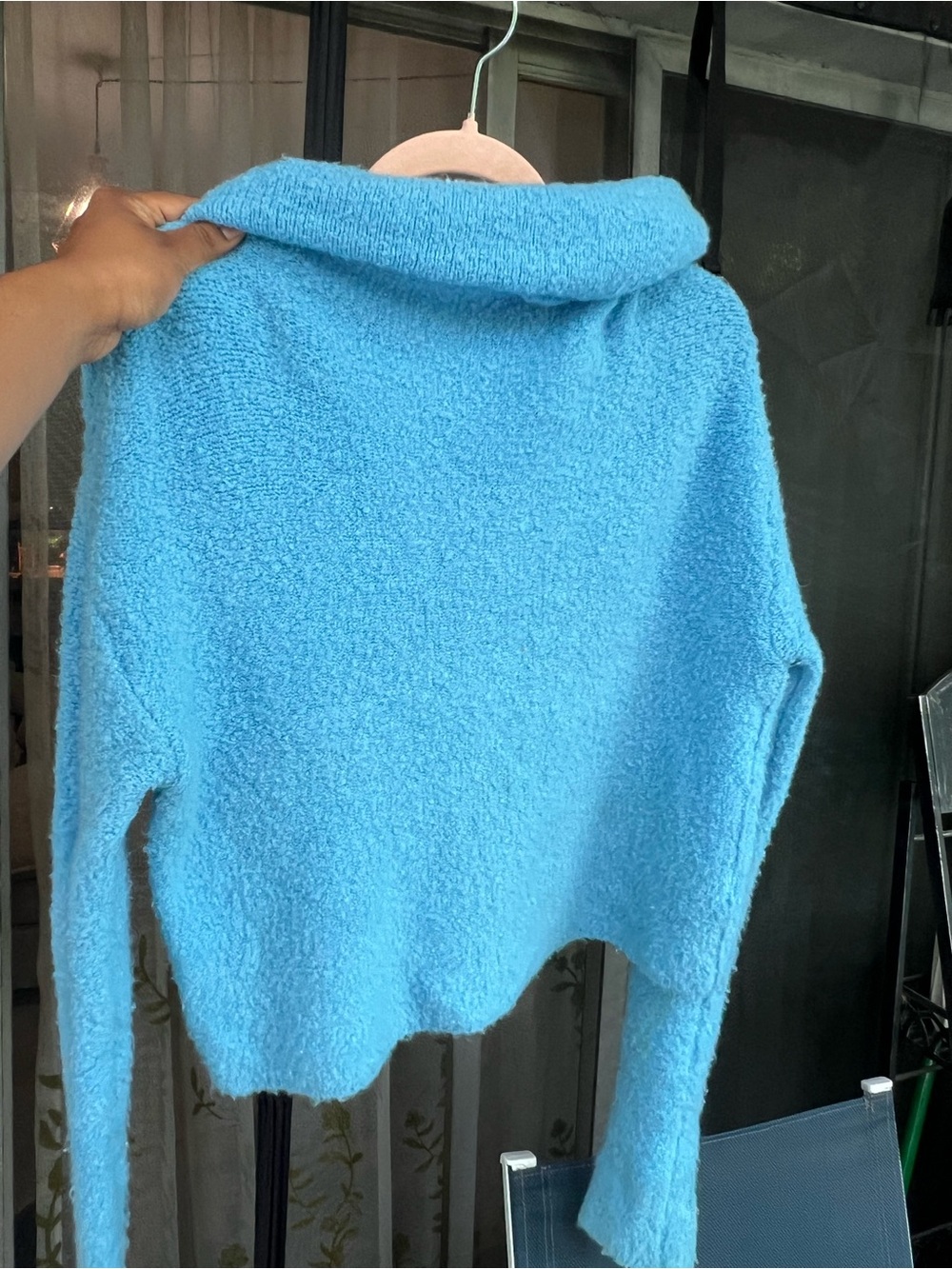Kimchi Blue Size M Bright Blue Cowl Neck Sweater